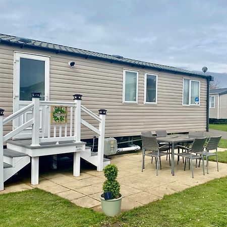 Caravan Church Farm Holiday Village แพคแฮม ภายนอก รูปภาพ